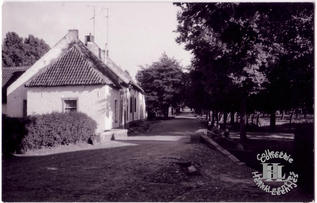 Thorn (L) Weg naar boerderij De Groote Hegge (door Dick Zweers)